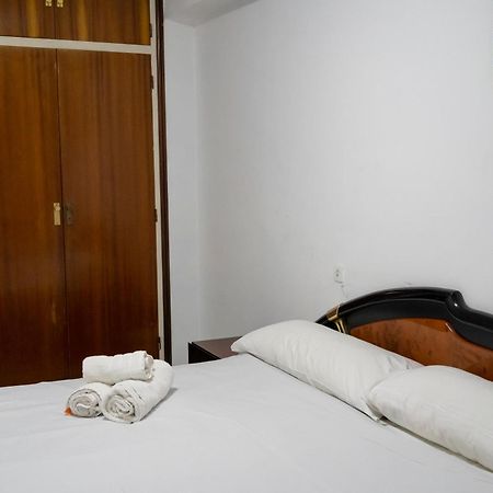 Habitacion Doble En La Victoria Малага Екстер'єр фото